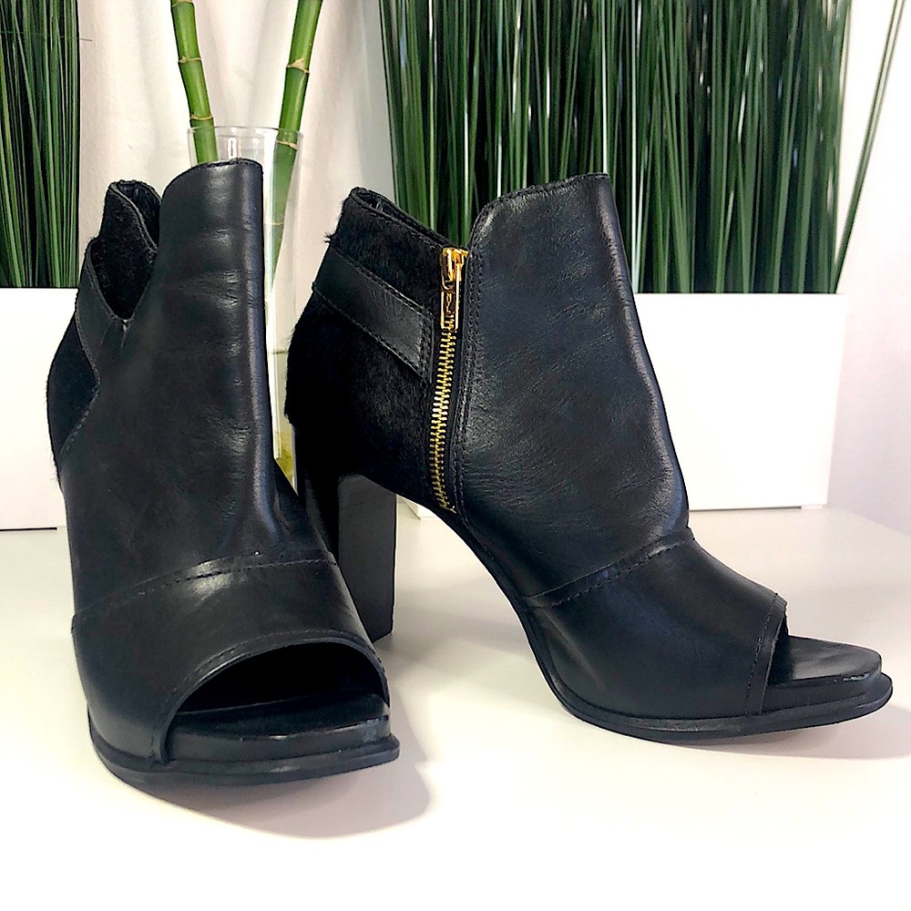COPY - NEW Black Leather Ankle Boots Gold Zipper